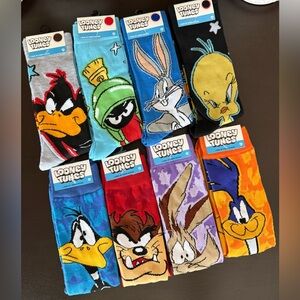 🆕🧦 LOONEY TUNES LIMITED EDITION 8-PIECE CREW SOCK COLLECTION. BRAND NEW!